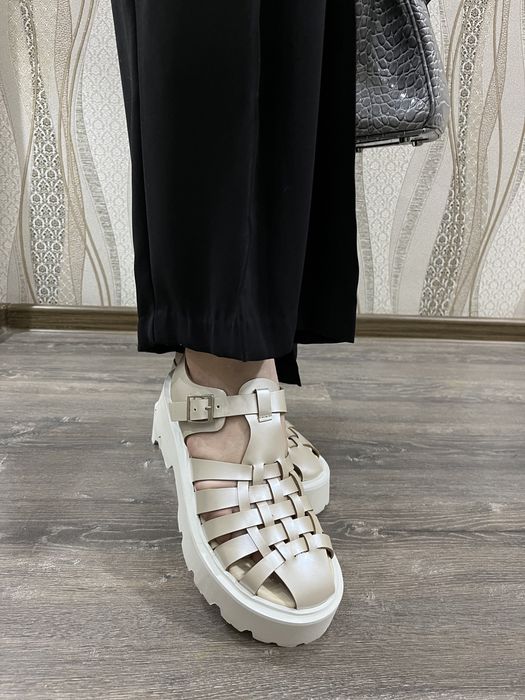 Новые женские брюки Zara