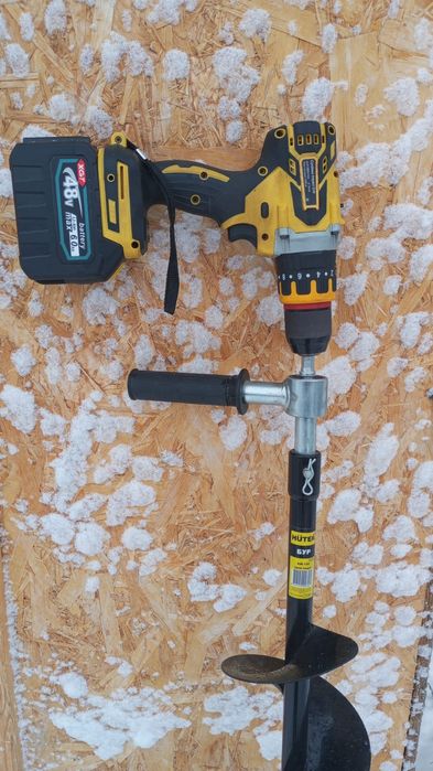 Продам ледобур новый