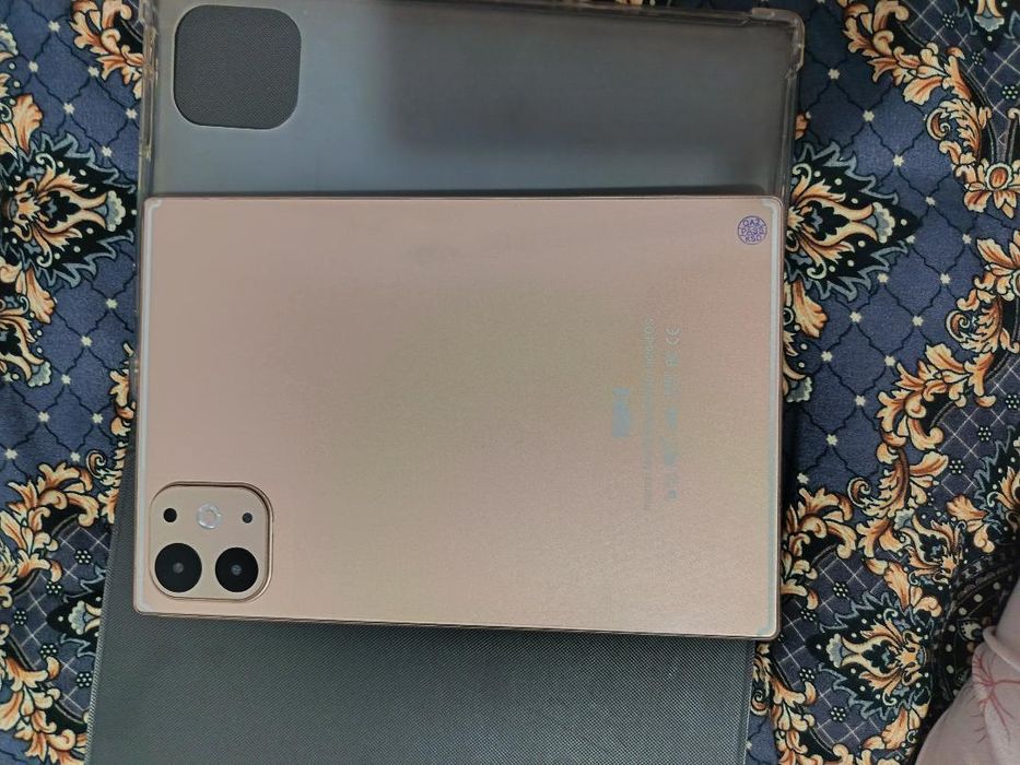 Планшет сотилади