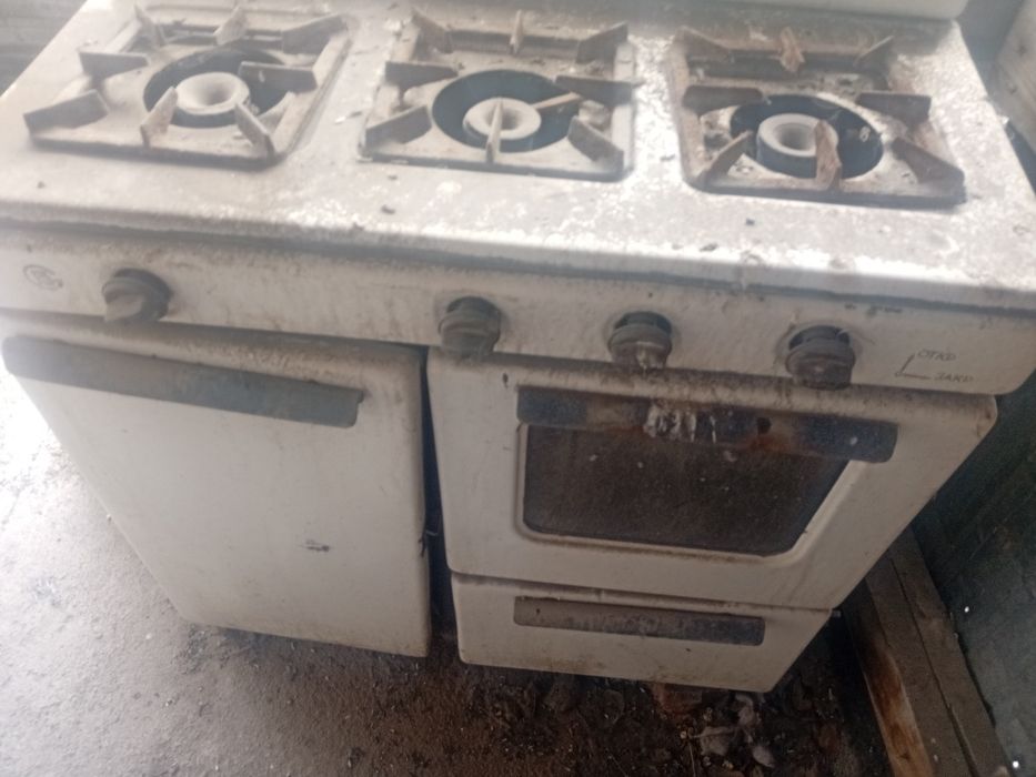 Продам Газ Плиту СССР
