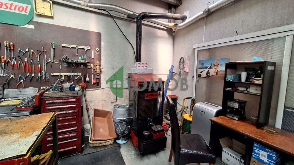 Продава се Промишлена сграда в Стара Загора, Железник - изток - 440 кв.м за 898 €/кв.м - Снимка #9