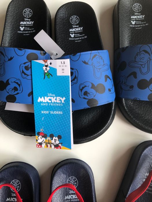 НОВИ Чехли Мики от Англия