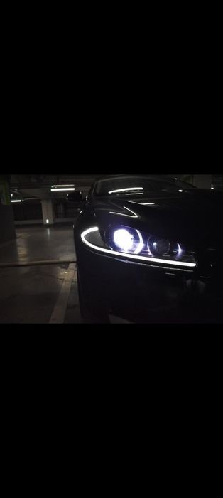 Jaguar XF schimb sau variante