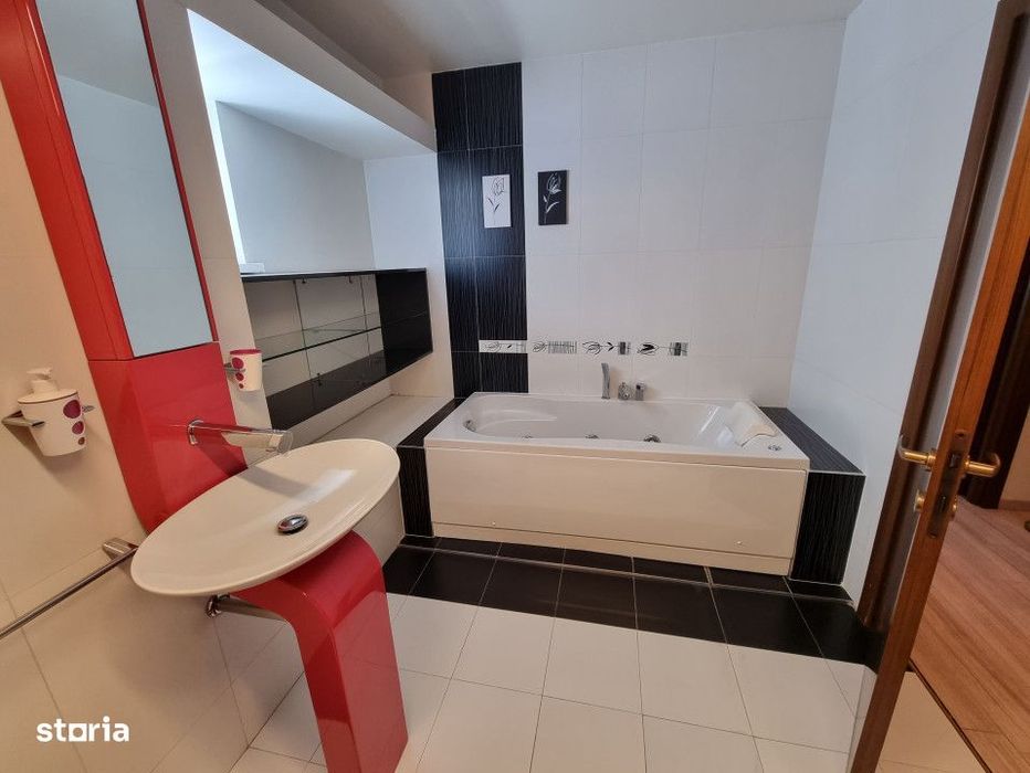 Apartament elegant, Bloc 2000 zona Bancorex