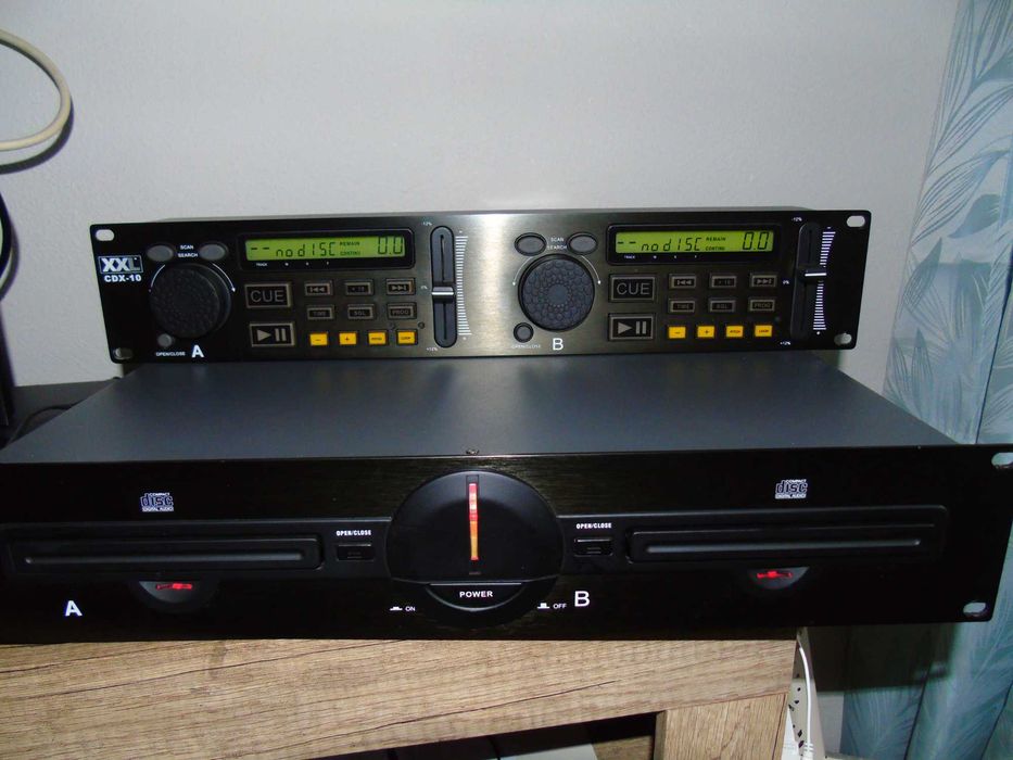 Echipament DJ CD cu valiza de transport