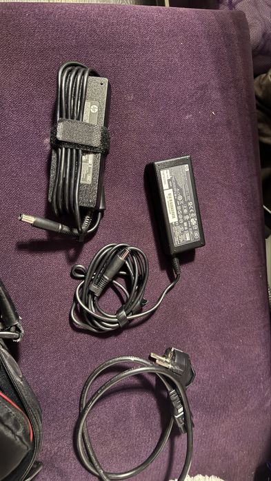 Чанти за лаптоп и зарядно HP