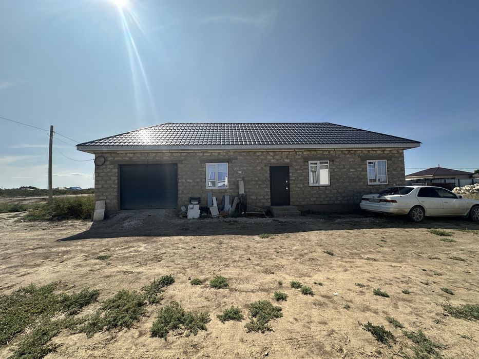 Большой Дом с времянкой