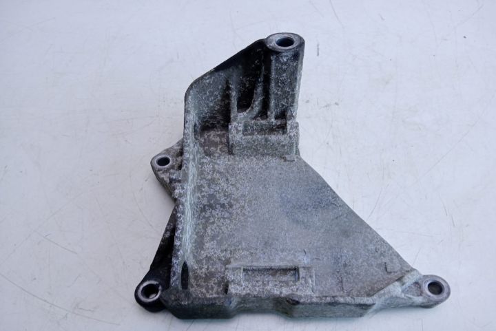 Suport alternator   2.5 tdi 070903143C Volkswagen VW Transporter T5 s