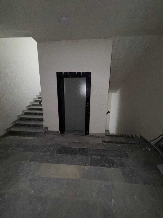 Срочно! Битган Новостройкадан ремонтга тайёр 2 хонали 66кв.м. 48000у.е