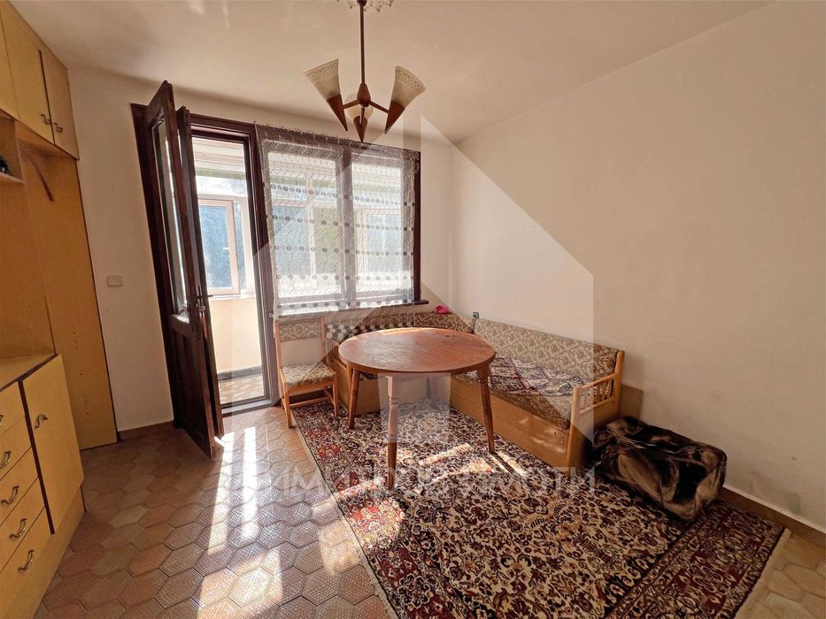 Продава се Четиристаен апартамент в Нови пазар - 94 кв.м за 798 €/кв.м - Снимка #3