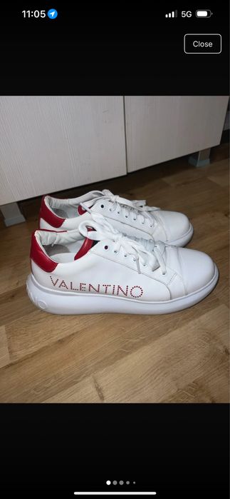 Adidasi Valentino