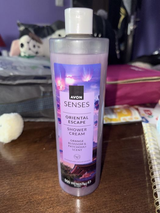 Душ гелове на Avon