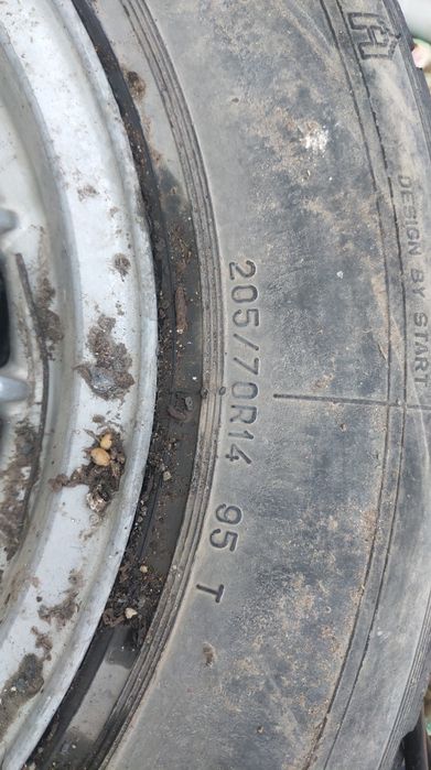 Продам диски с резиной