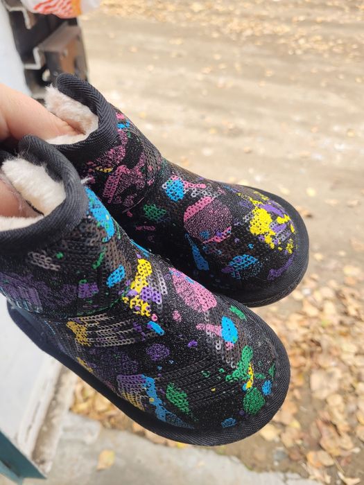 Зимняя обувь новая  для девочки