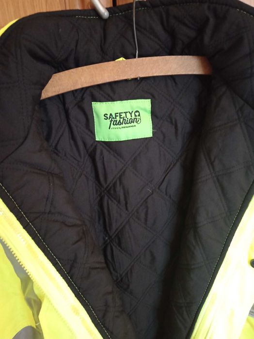 Geaca reflectorizanta iarna vara (Renania)