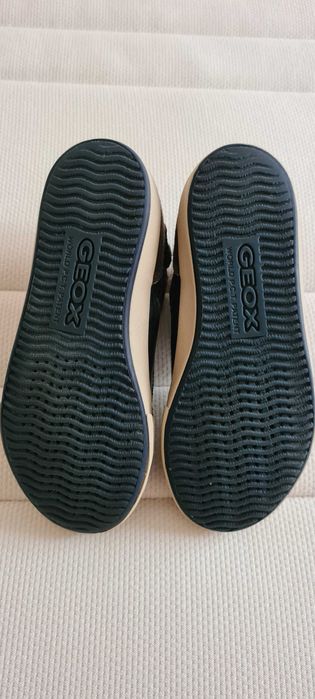 Детски зимни обувки Adidas и пролетно-есенни обувки Geox