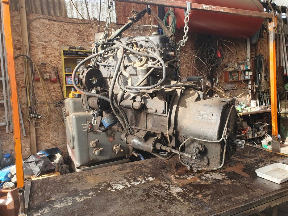 LT 35 si Mercedes A190 automat si piese