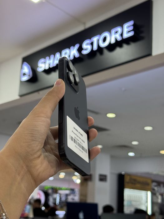 iphone 16 pro Shark Store