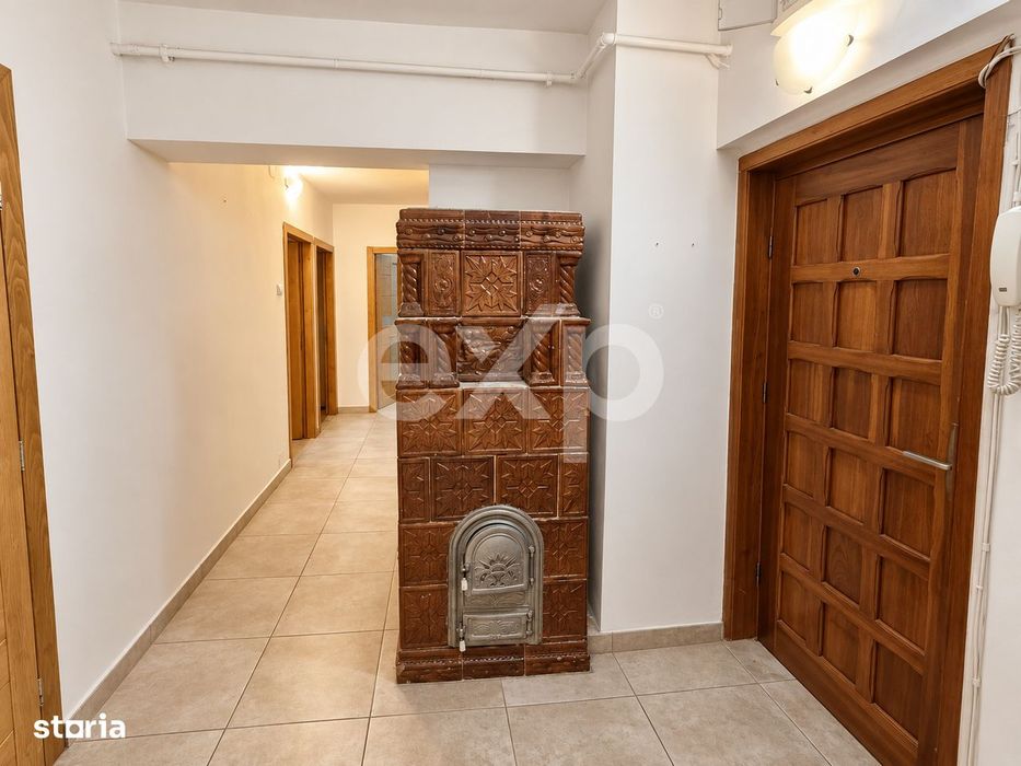 Apartament cu 3 camere, ultracentral in Campina