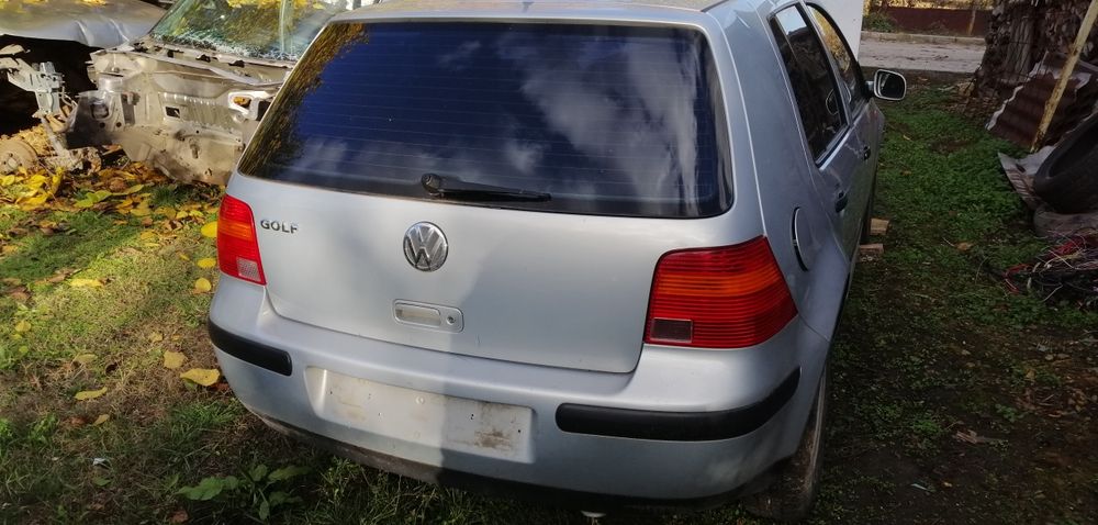 Голф 4 1.4 75коня на части