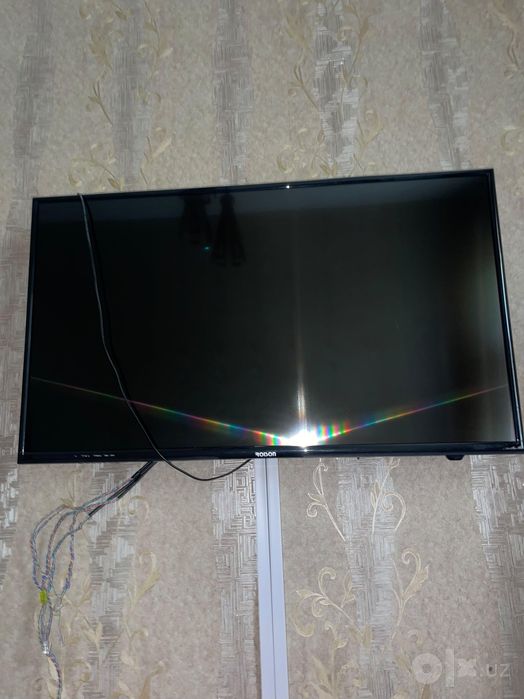 Телевизор Roison 43" — в отличном состоянии