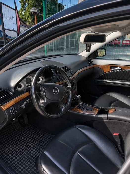 Mercedes E class 350
