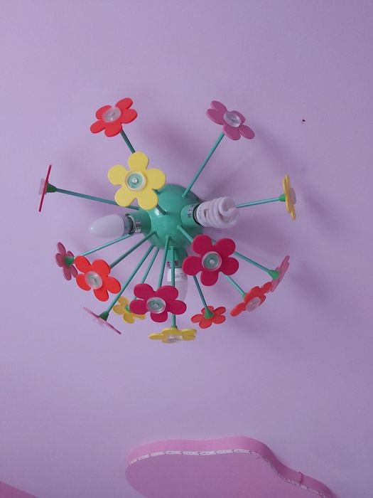 Lustra cu telecomanda camera copii