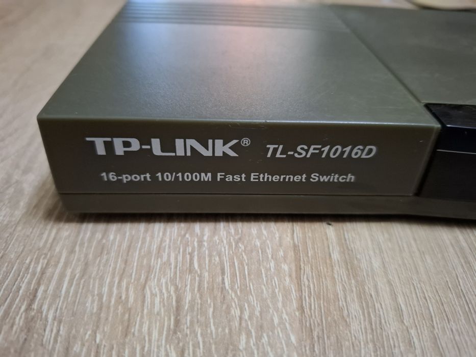 Продаётся коммутатор 16 портов