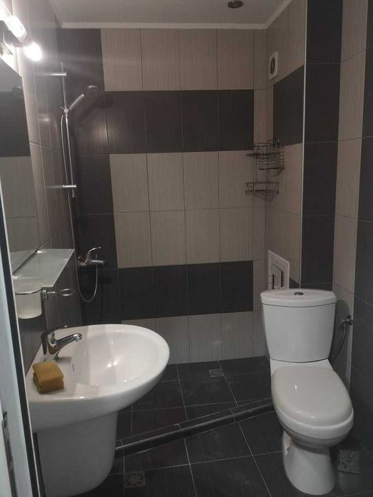 Дава се под наем Тристаен апартамент в Бургас, Меден рудник - зона А - 72 кв.м за 178.5 € - Снимка #5