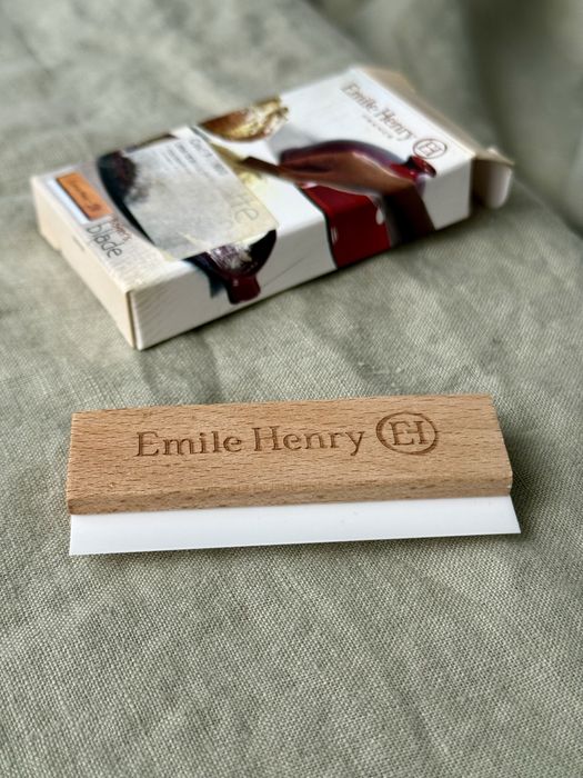 Lama ceramica Emile Henry crestare aluat