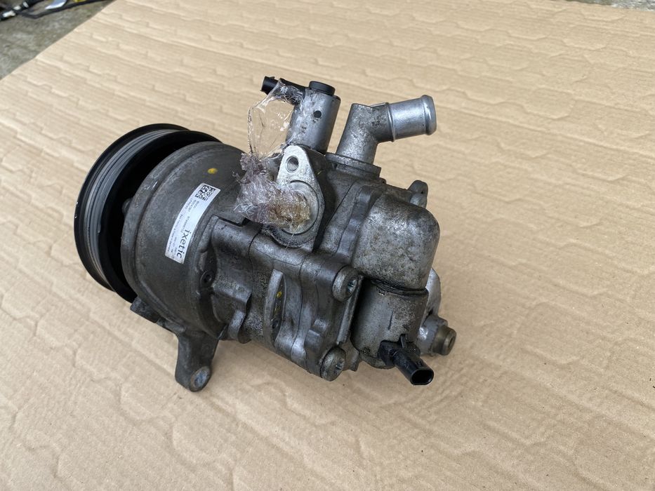 Pompa servo / Dynamic drive BMW Seria 5 6 7 F01 F02 F07 F10 F11 F12
