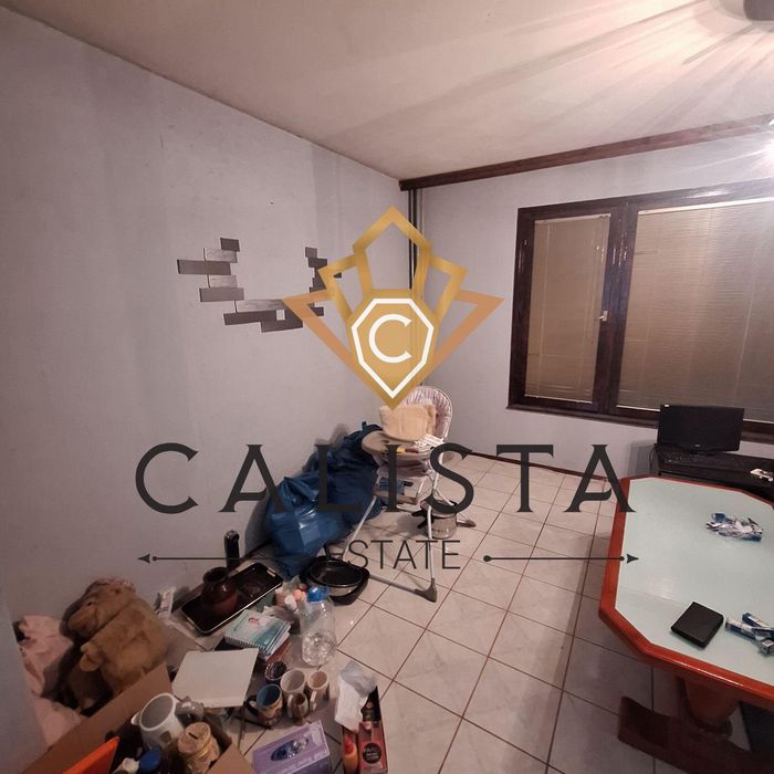 Дава се под наем Тристаен апартамент в Пловдив, Кючук Париж - 96 кв.м за 535.5 € - Снимка #3