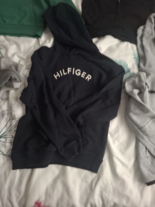 haine de firma hanorace pantaloni