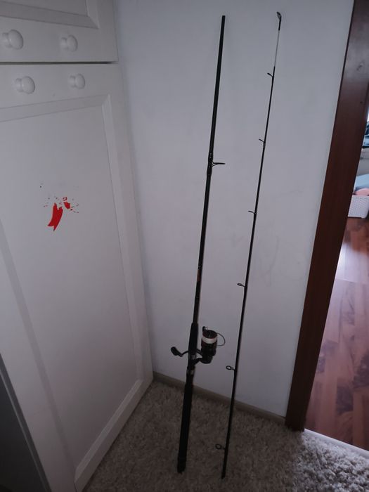 Urgent, 180 lei doar in Iasi Combo lanseta și mulineta Ugly Stick Penn