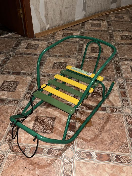 Санки зимние детские 2 штуки