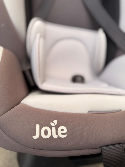 Продам автокресло Joie Every Stage
