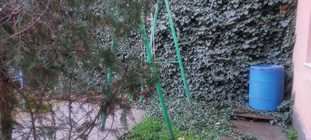 Бутили 20л  бочка 200л  качели керас лампа