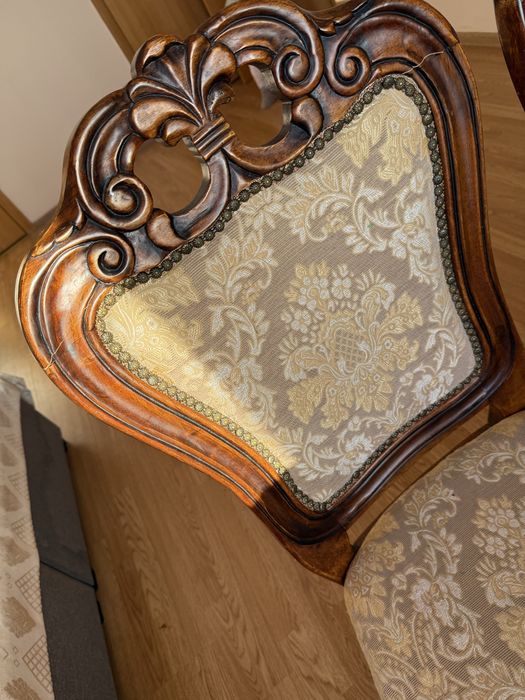 Продам стулья прессованное дерево натуральное