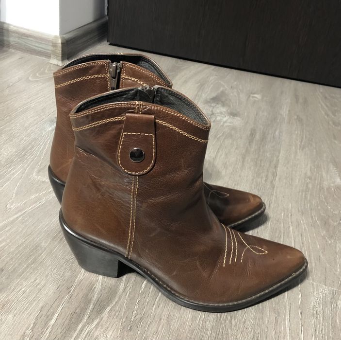 Ciocate  piele maro 37 botine piele maro 37 ghete ciocate marime 37