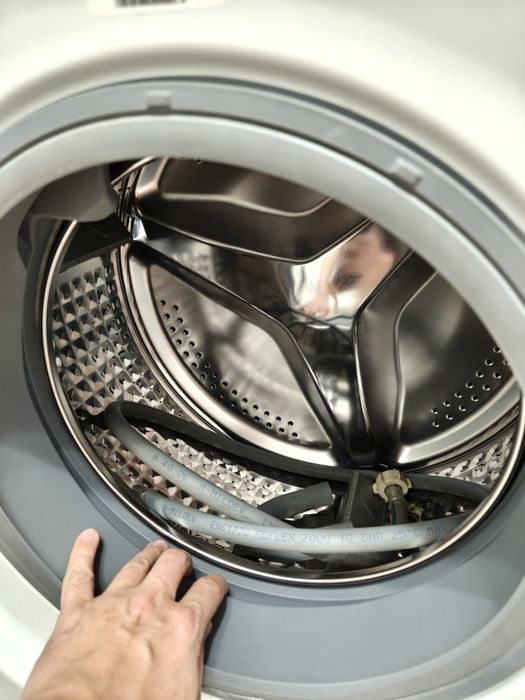 Продам стиральную машину