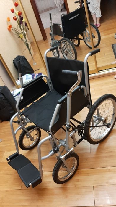 Новая инвалидная коляска