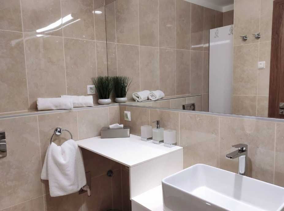 Дава се под наем Двустаен апартамент в Пловдив, Остромила - 60 кв.м за 270.3 € - Снимка #2