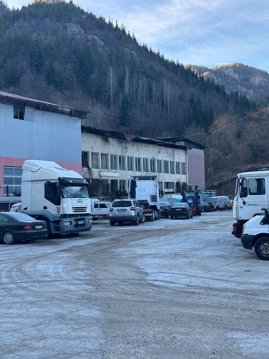 Продава супер база