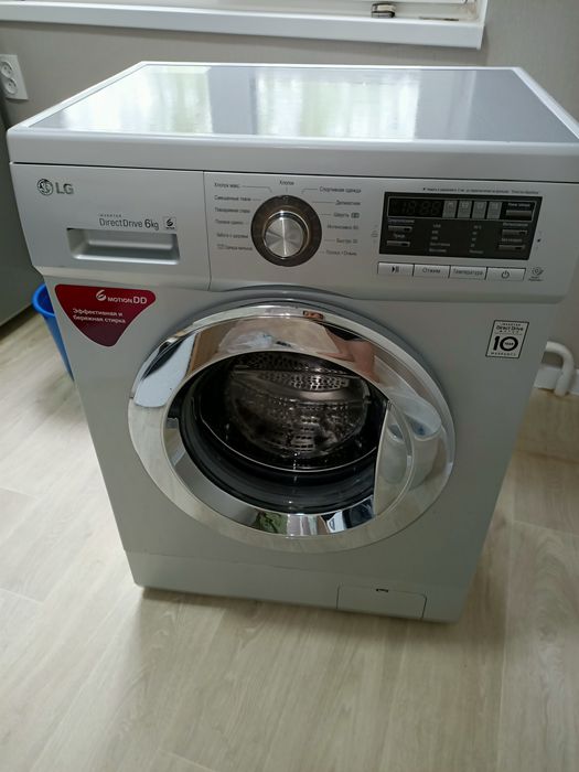 Продам машинку стиральную