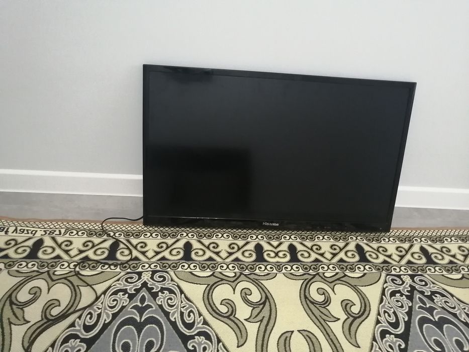 Продам телевизор 82 см, не смарт