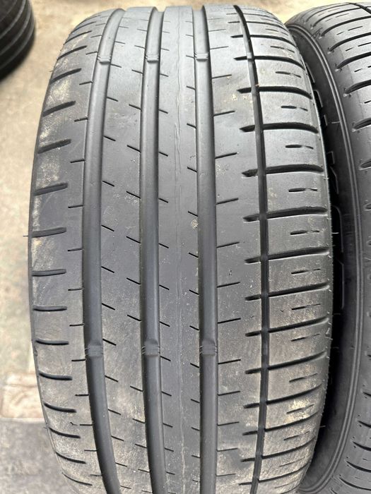 Set anvelope vara 225/40 R18 FALKEN Azenis FK510