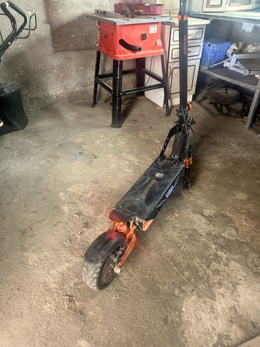 Vand trotineta kamikaze k1