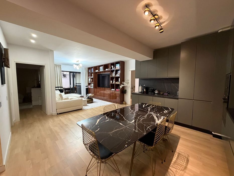 Vand apartament 3 camere fabrica de glucoza