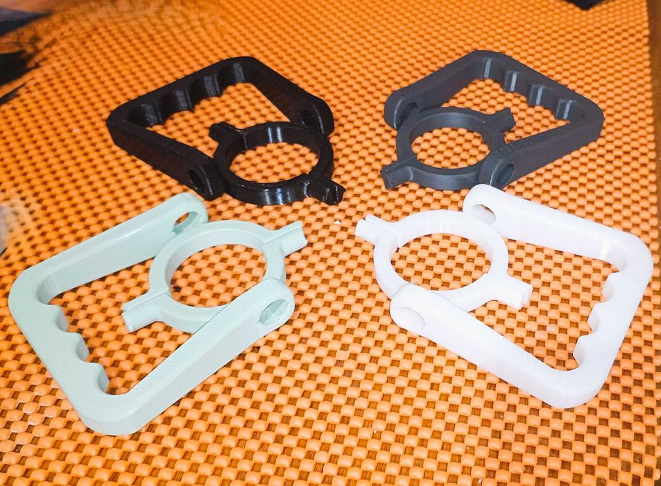 Дръжка за бутилки 5-11 литра комплект 4 бр.