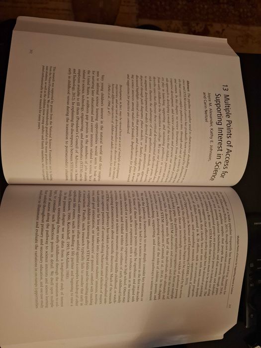 Carte Cambridge Handbook of Motivation and Learning